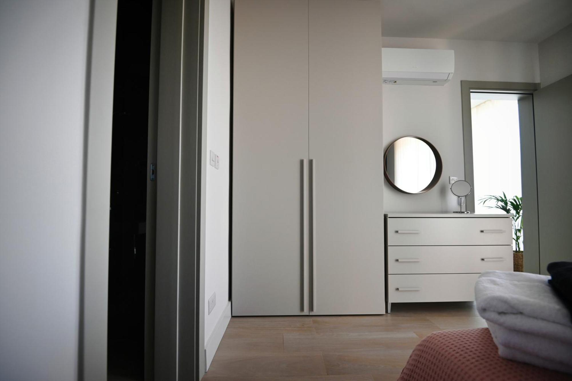 Cliff Edge Apartment In Xagħra Esterno foto