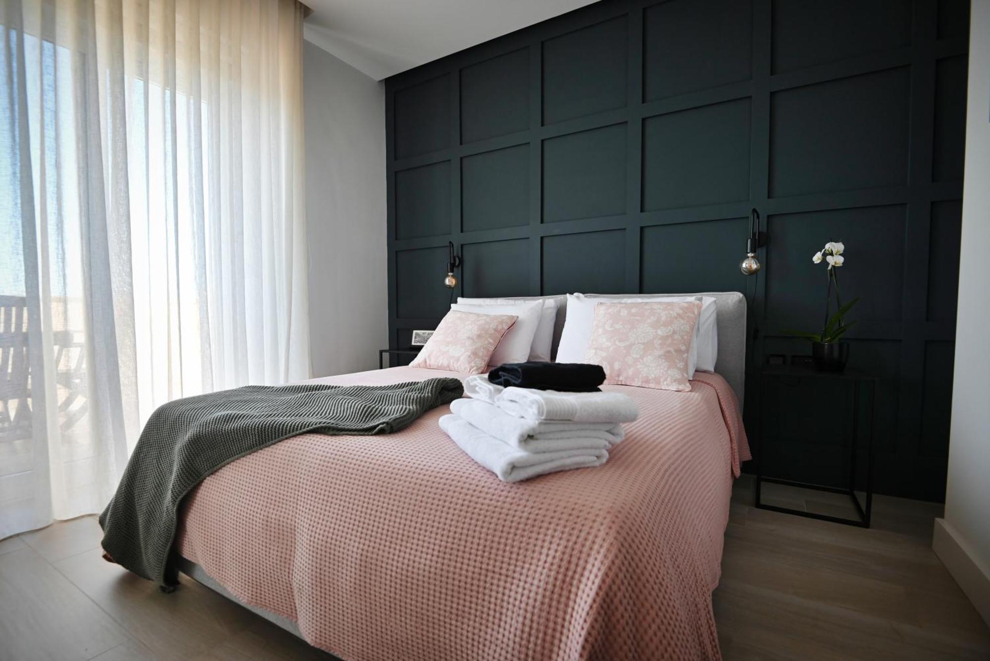 Cliff Edge Apartment In Xagħra Esterno foto